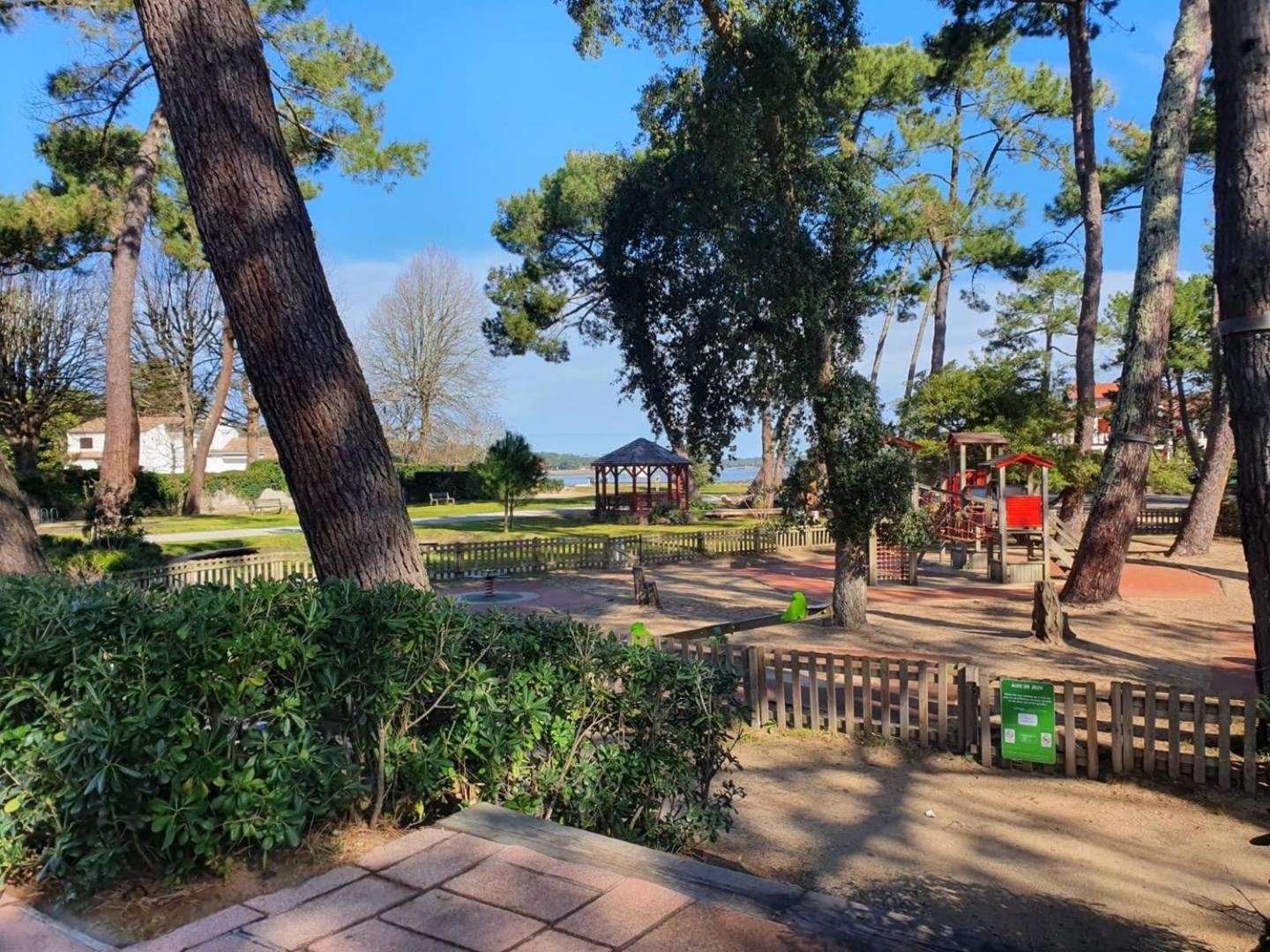 Terrasses Saint Georges: Tranquil City Center Retreat Near Marine Lake Soorts-Hossegor Exterior photo